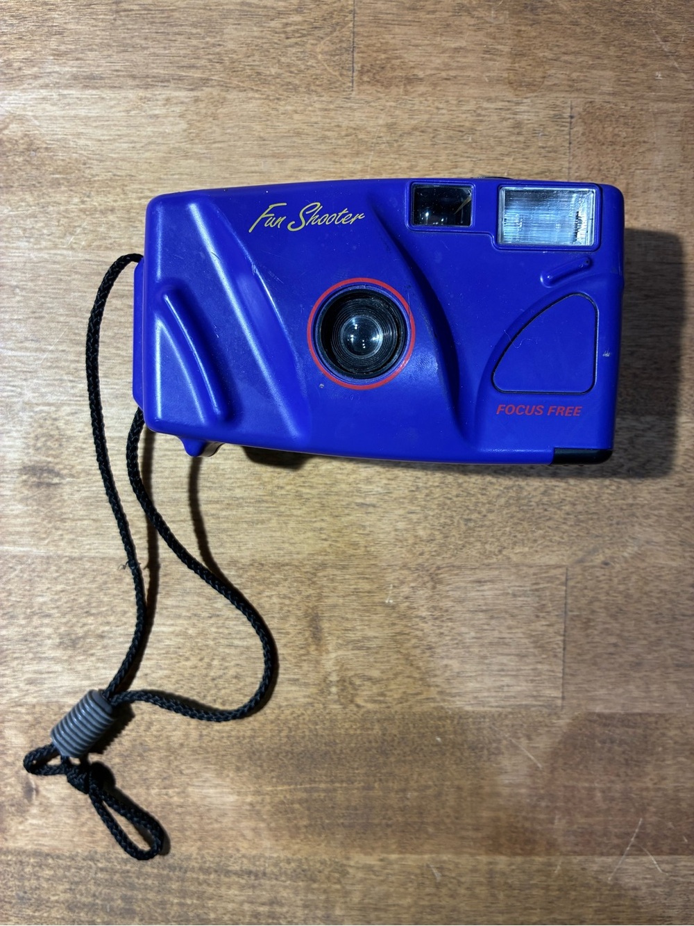 Fun Shooter 135 Focus Free 35mm Film Camera Blue Vintage Point Shoot